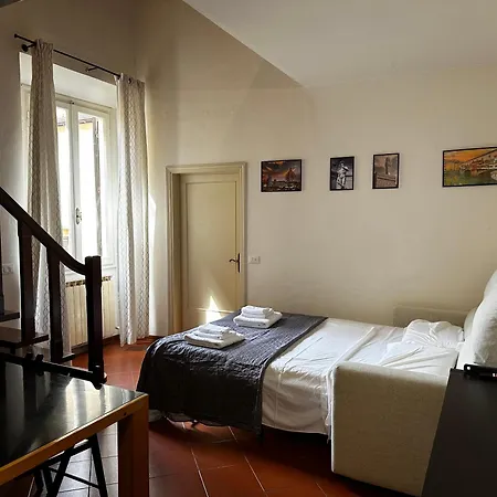 Guicciardini - Boutique In The Heart Of *